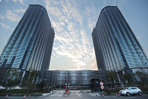 在以下位置获取职业机会和商业信息: HIKVISION Deutschland GmbH